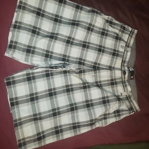 XG PLAID SHORTS 33